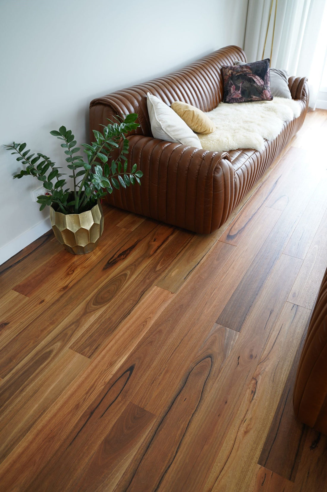 Timber Vs. Vinyl Flooring: Which One Is Right For You?