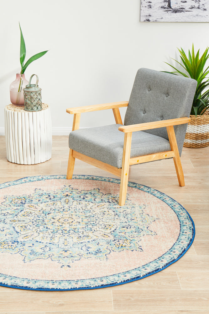 Avenue Flamingo Round Rug