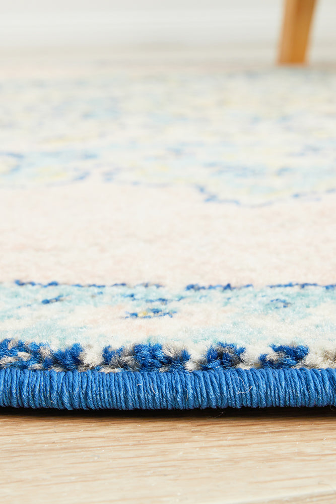 Avenue Flamingo Round Rug