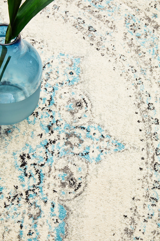 Century White Round Rug