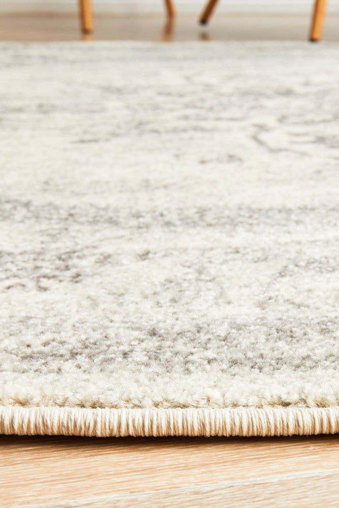 Century Border Silver Round Rug