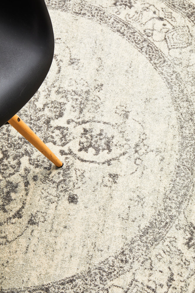 Century Border Silver Round Rug