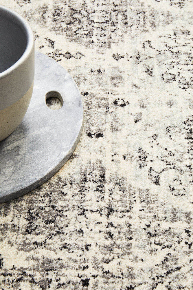 Century Lattice Grey Round Rug