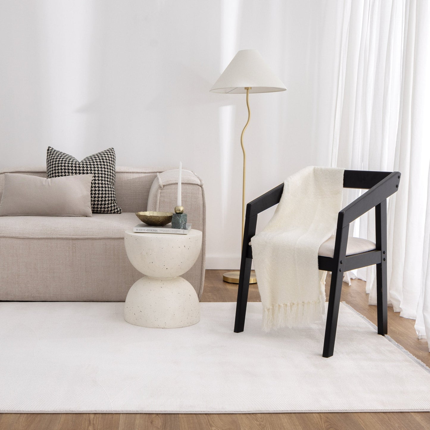 Chateau Geometric Lines White Rug