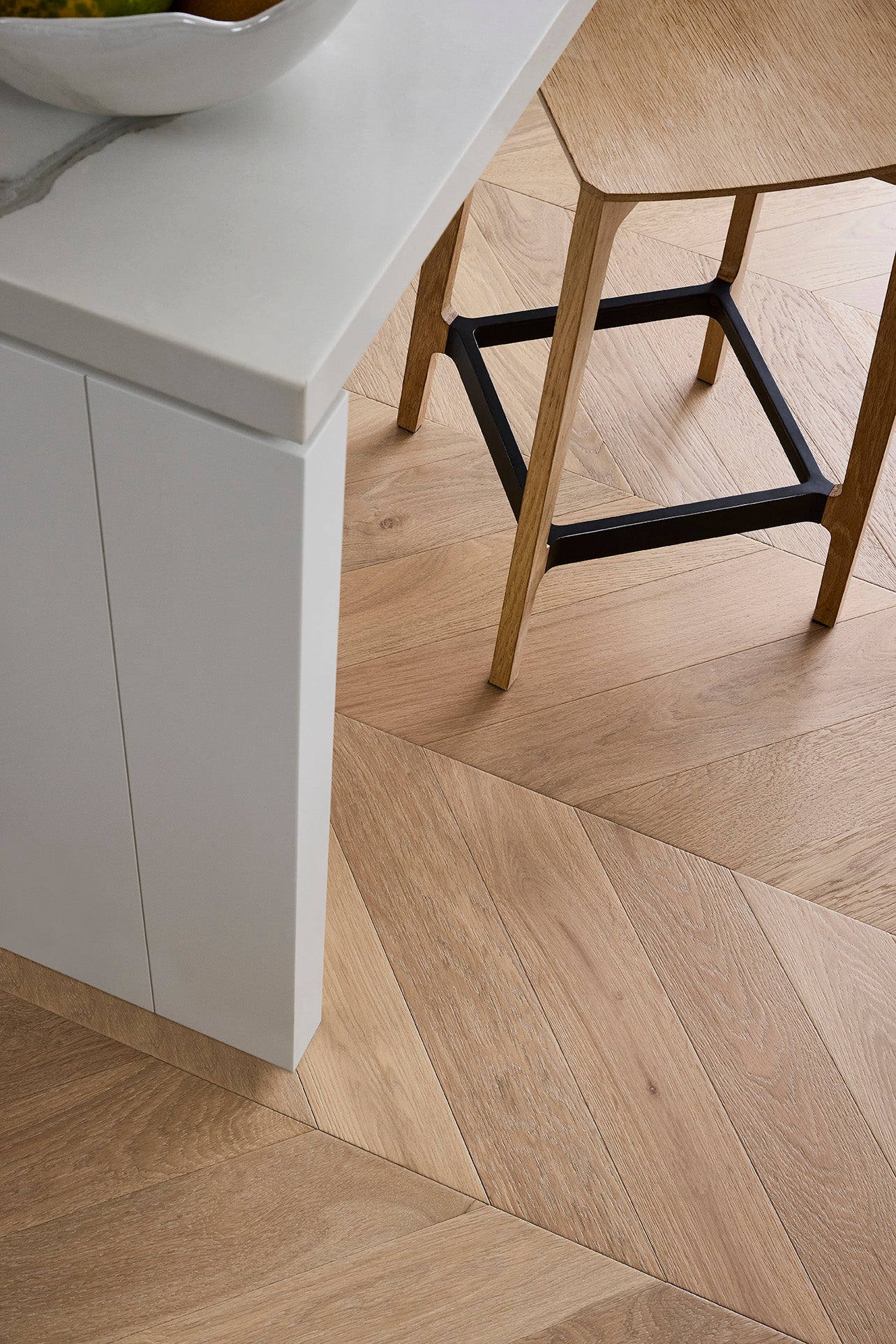 Prestige Oak - Chevron Colonial Grey 15/4mm