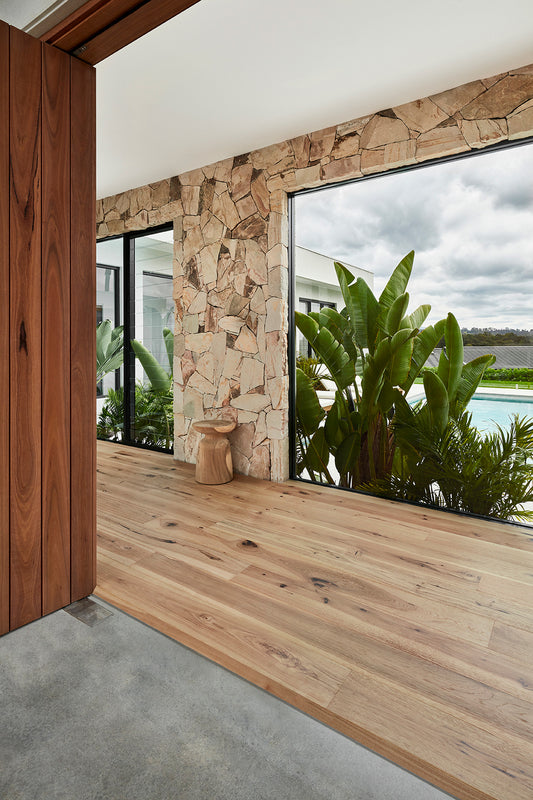 Elk Falls Hickory - Rustic Natural