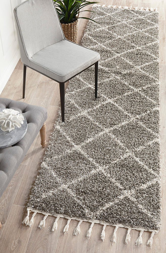 Saffron Diamond Lattice Grey Runner Rug
