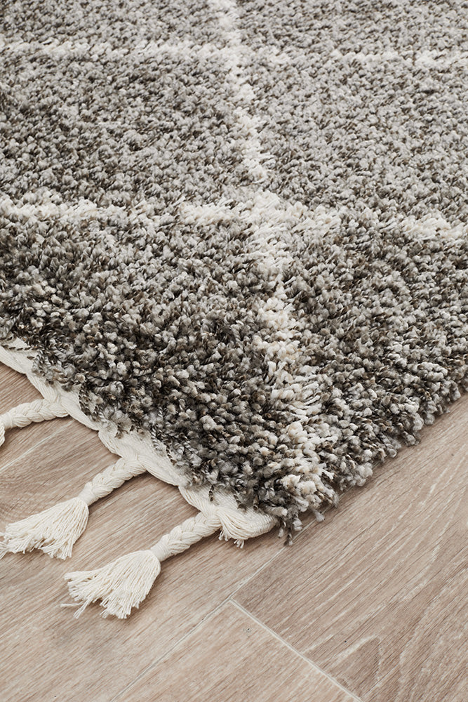 Saffron Diamond Lattice Grey Runner Rug