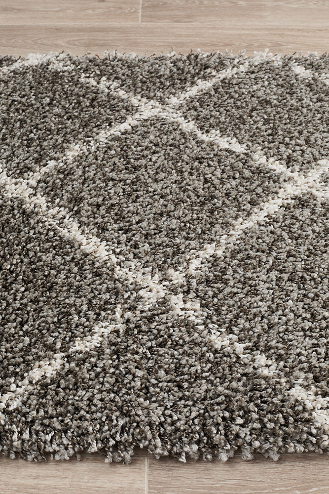 Saffron Diamond Lattice Grey Runner Rug
