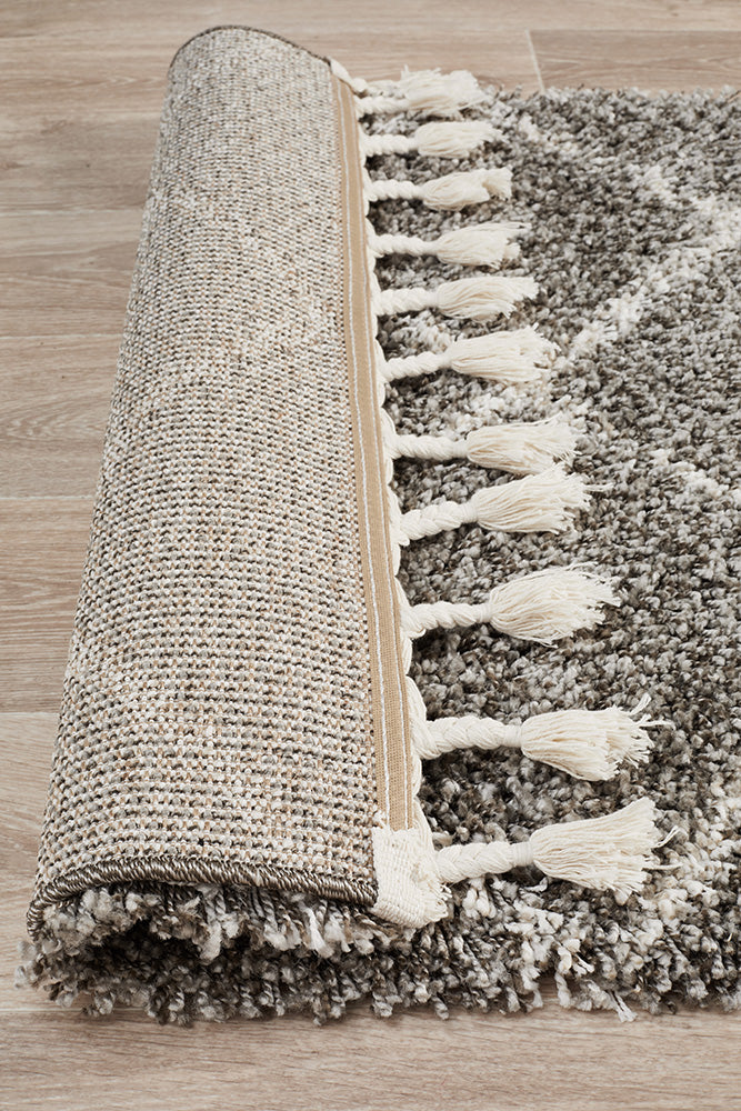 Saffron Diamond Lattice Grey Runner Rug