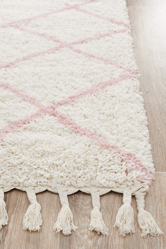 Saffron Diamond Lattice Pink Runner Rug