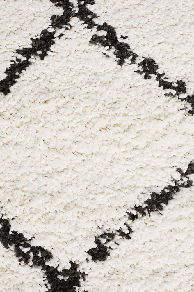 Saffron Diamond Lattice White Runner Rug