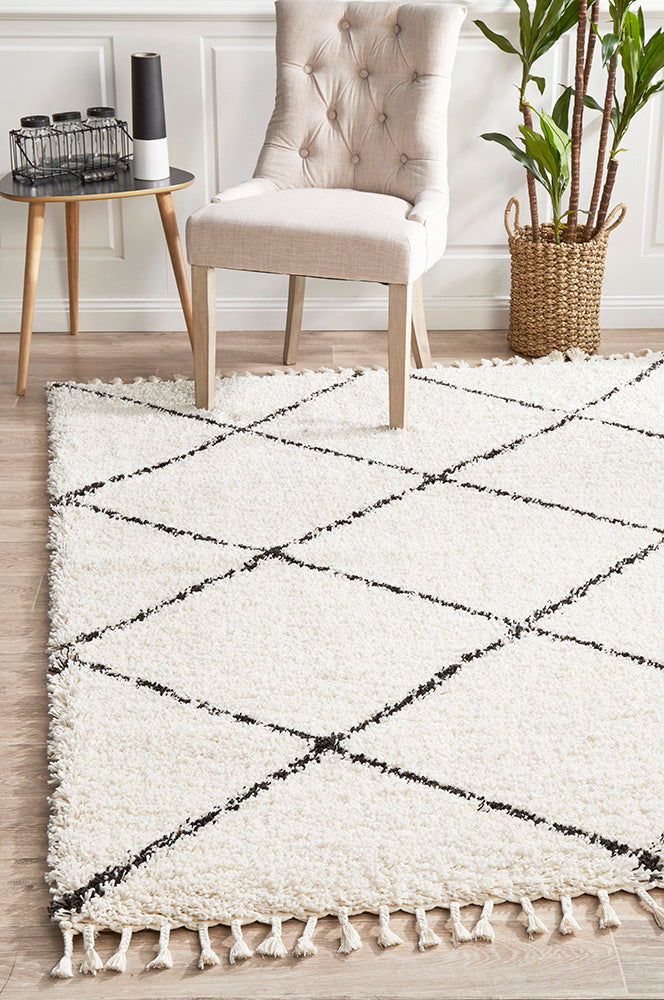 Saffron Diamond Lattice White Rug