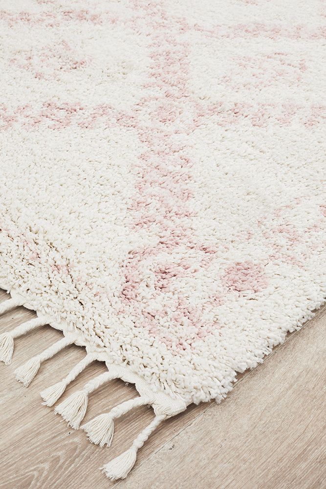 Saffron Tribal Lattice Pink Rug
