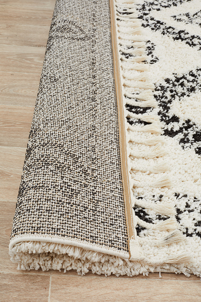 Saffron Tribal Lattice White Rug