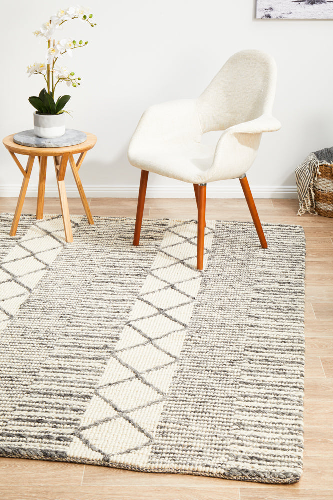 Skandinavian Skandi Tribal Grey Rug
