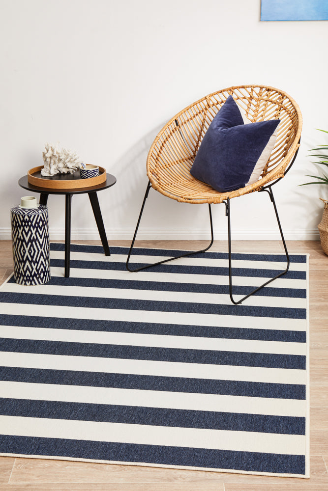 Seaside Tribal Navy White Rug
