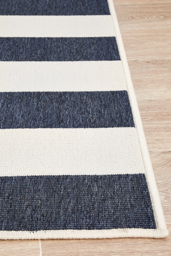 Seaside Tribal Navy White Rug