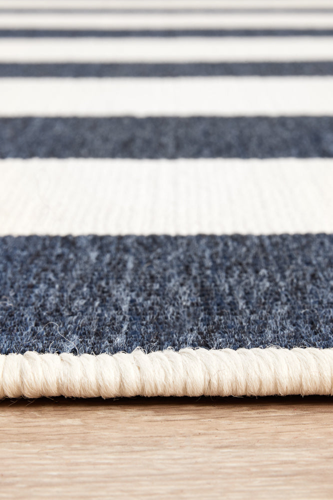 Seaside Tribal Navy White Rug