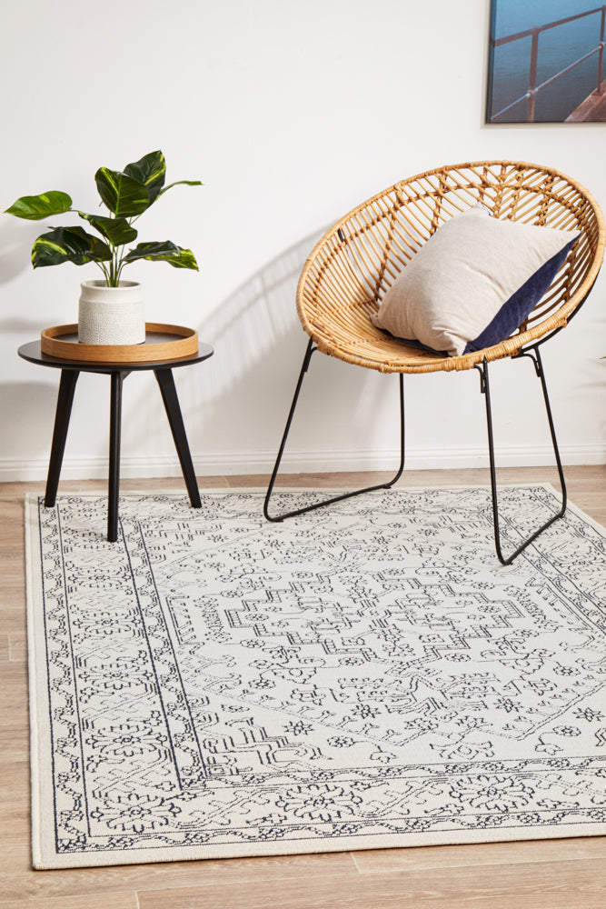Seaside Traditional White Rug