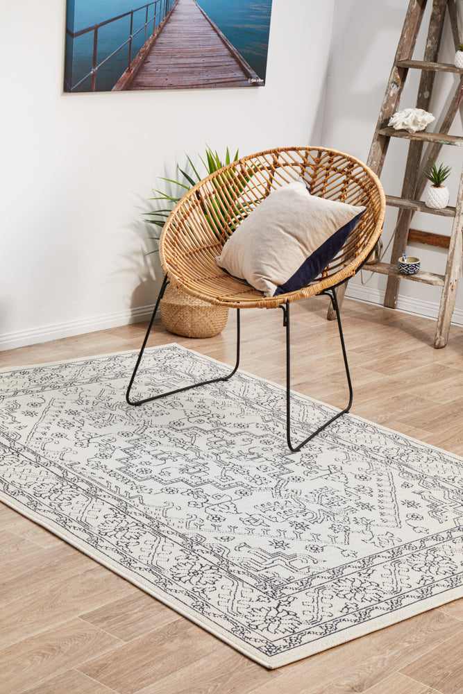 Seaside Traditional White Rug