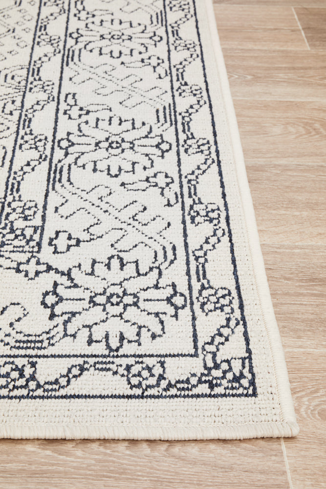 Seaside Traditional White Rug