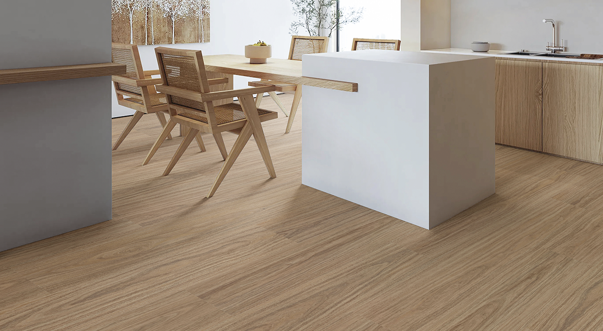 Voyager Vinyl Plank 5mm - Andromeda Spotted Gum – room scene 1