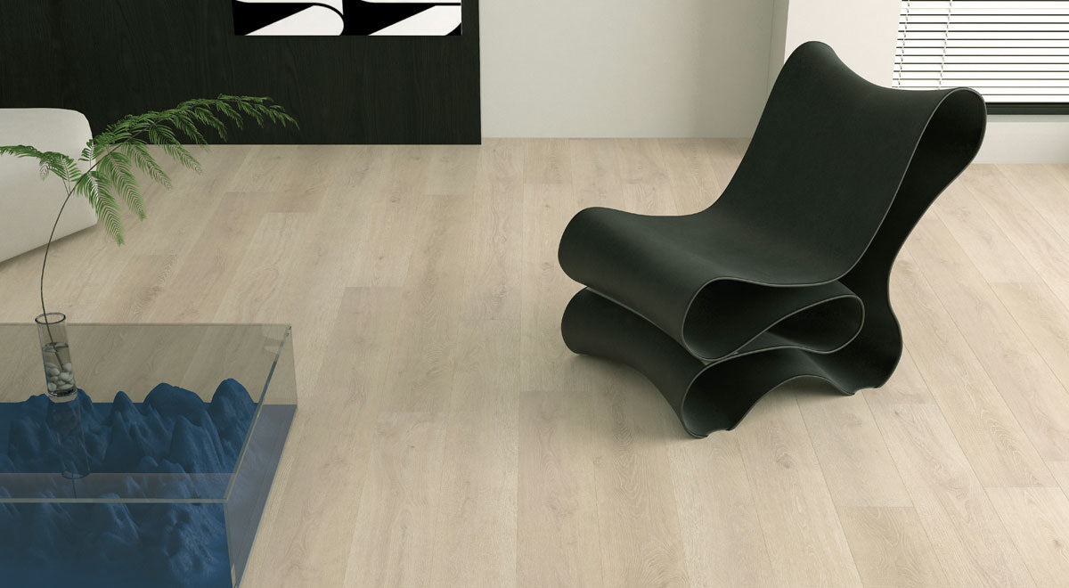 Everlast Laminate 10mm - Sand Dollar – room scene 1