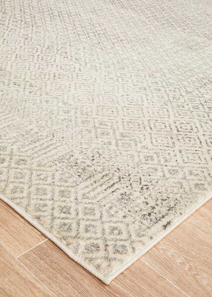 Evoke Diamond Grey Transitional Rug