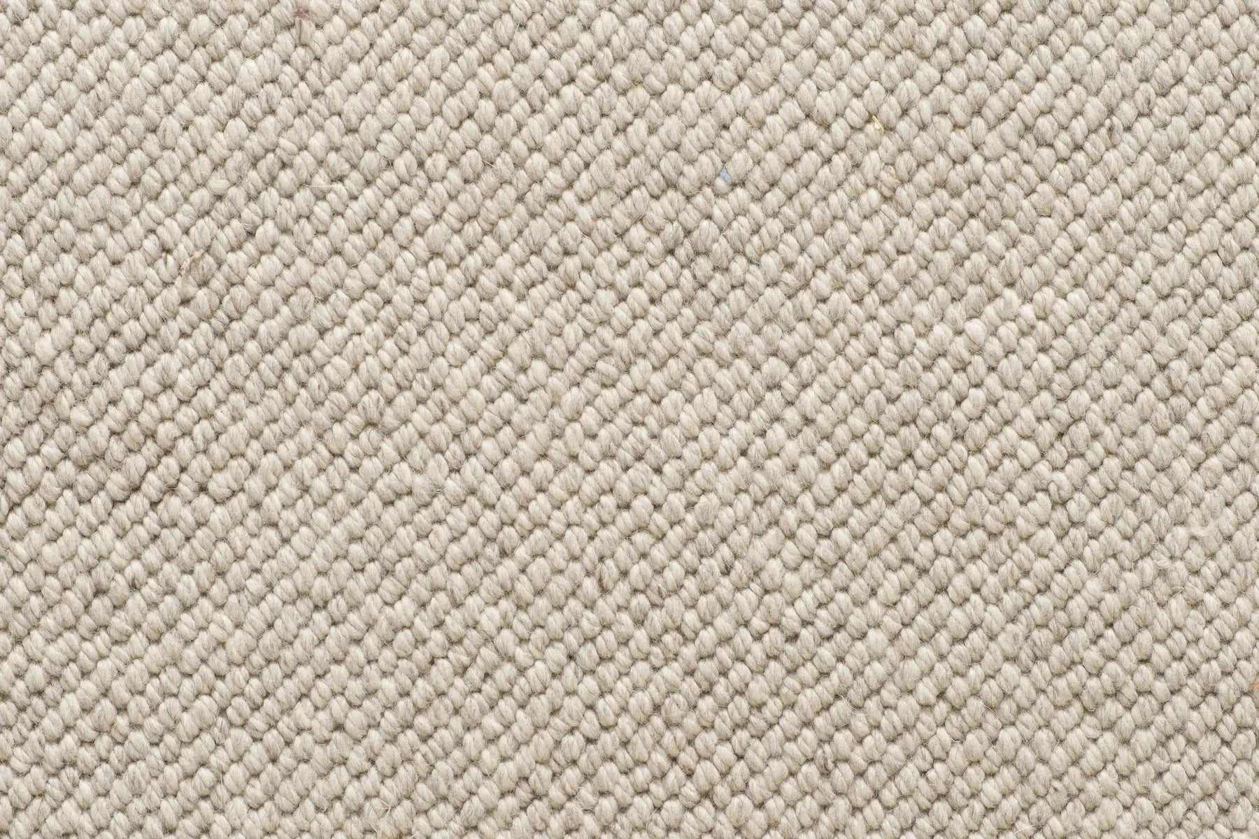 Sven carpet in Raw