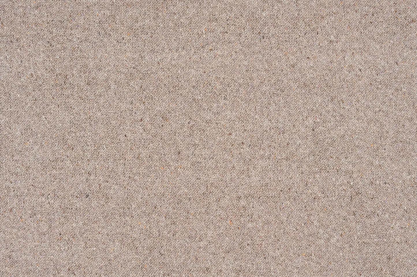 Mainland carpet in Walnut