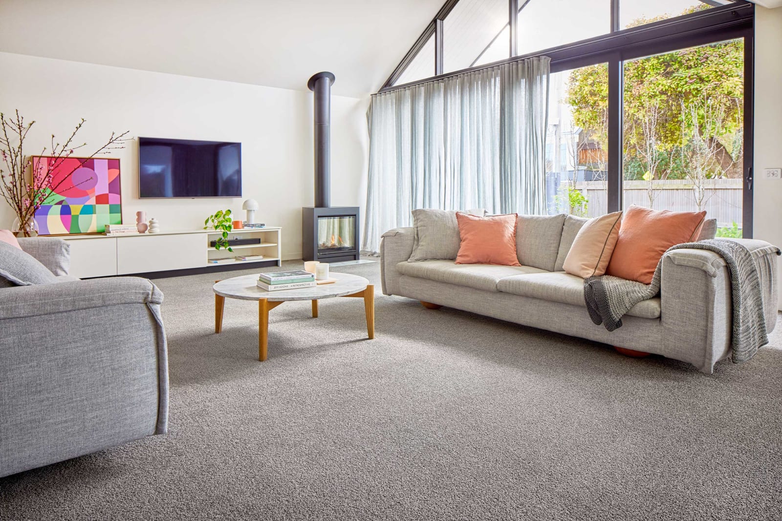Hepburn carpet by Redbook – room scene