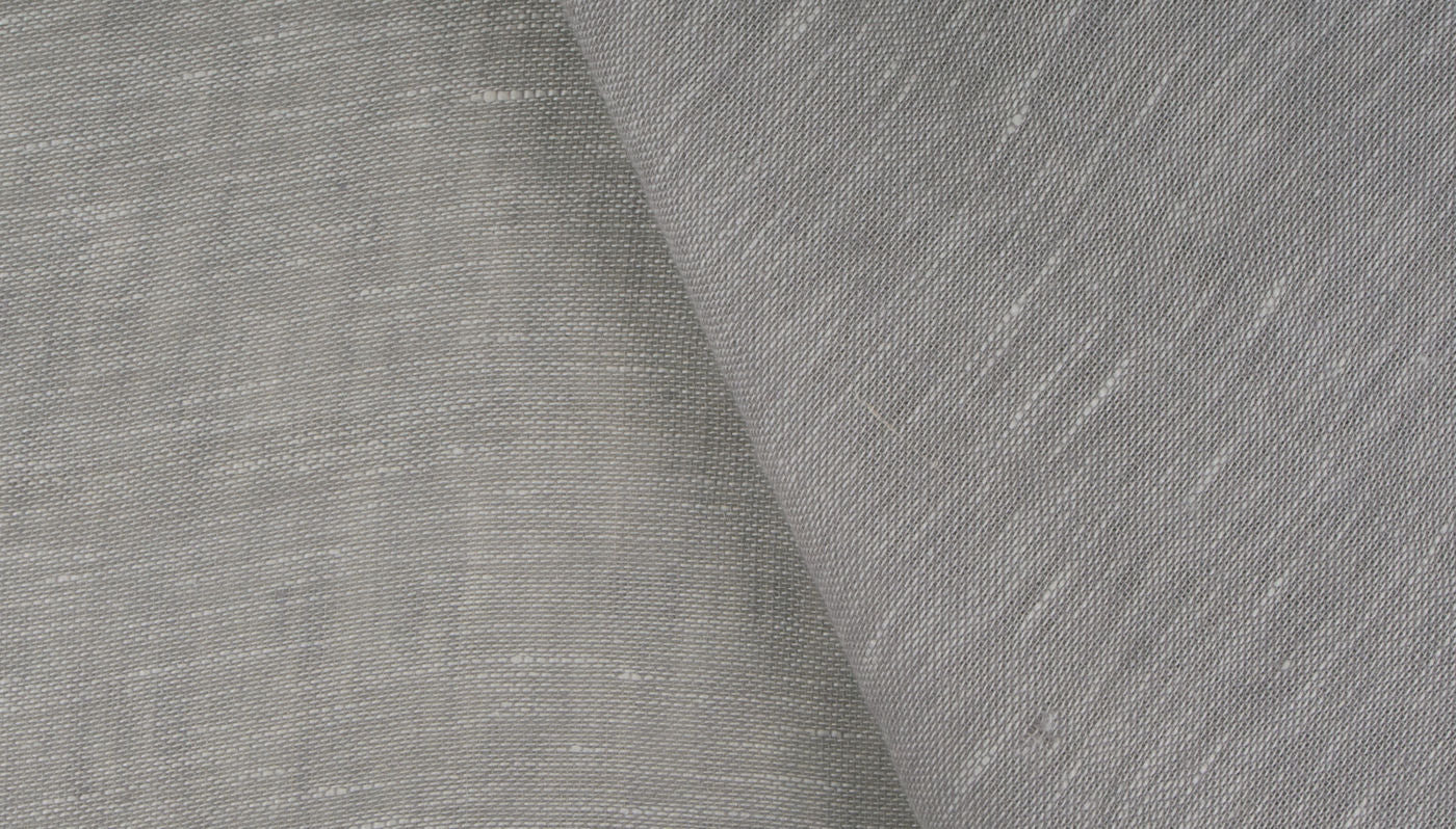 Hampton curtain fabric in Mist