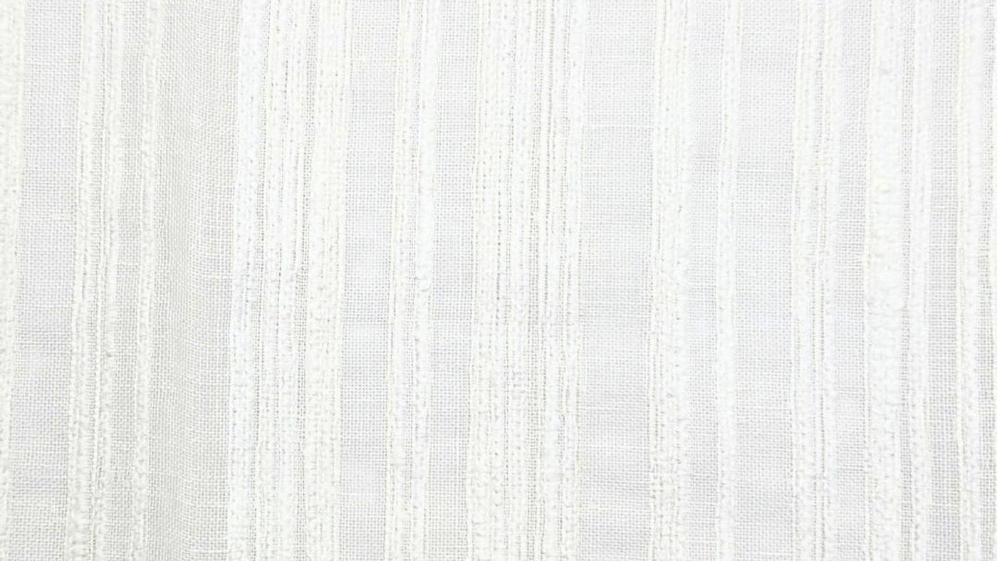 Kai curtain fabric in Pearl