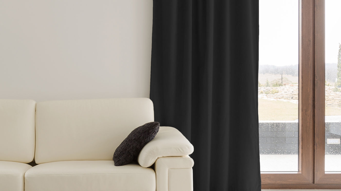 Plato curtain fabric - Roomset