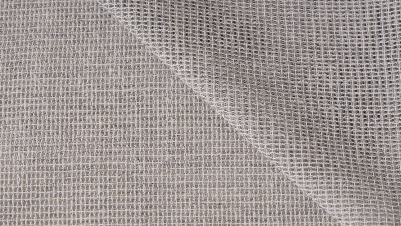 Louvre curtain fabric in Silver